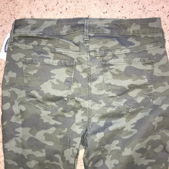Old Navy rockstar super skinny jeans camo size 10 new with tags - Picture 9 of 11